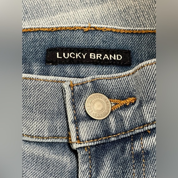 Lucky Brand Light Denim Relaxed Tapered Fit Wide Leg Jeans Size 26 - Picture 8 of 11